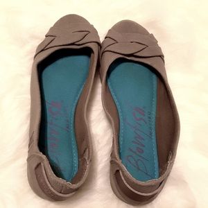 BLOWFISH TAUPE FLATS